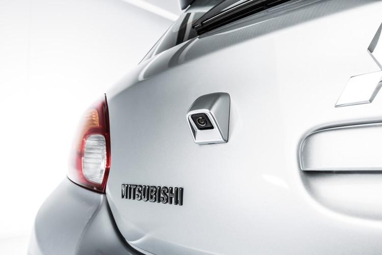 Mitsubishi Mirage Rear View Camera (For Mgn)