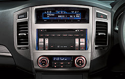 Mitsubishi Shogun Centre Air Vent Decoration Kit