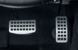 Mitsubishi Shogun Sport Pedal Kit