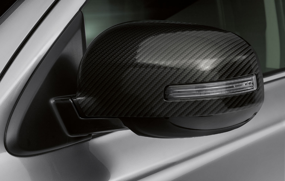 Mitsubishi Mirror Coves, Carbon