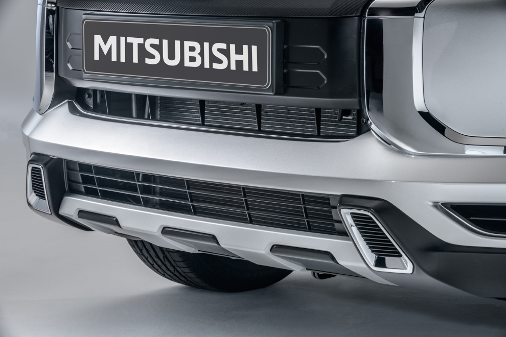 Mitsubishi ASX Front Under Garnish