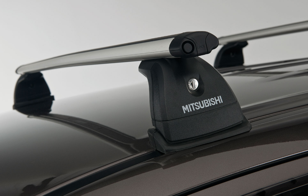 Mitsubishi outlander roof box hotsell