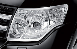 Mitsubishi Shogun Headlamp Bezel