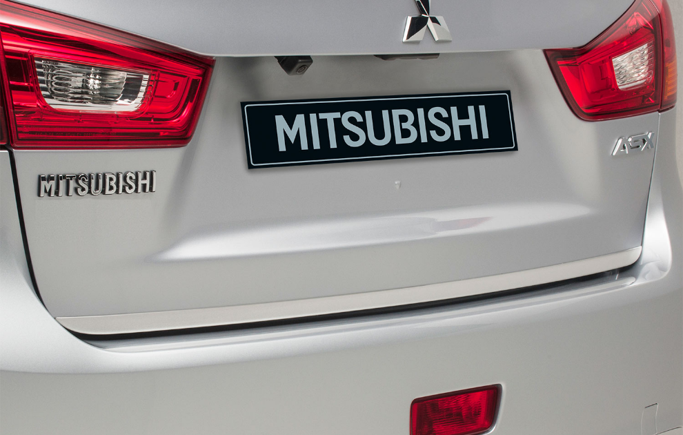 Mitsubishi ASX Tailgate Garnish, Brushed Alloy